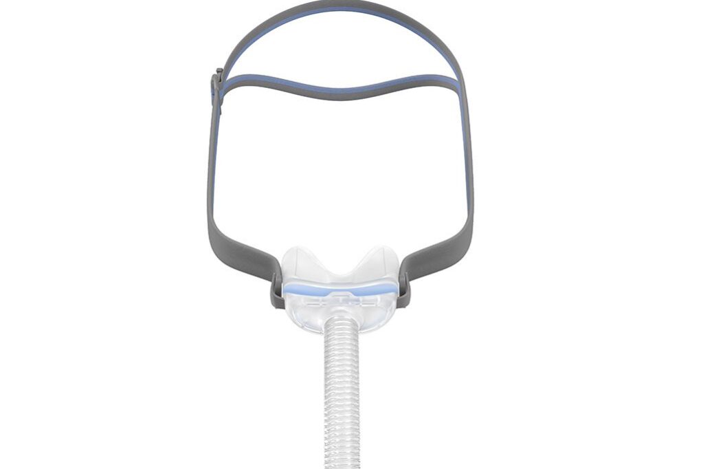 resmed-airfit-n30-1